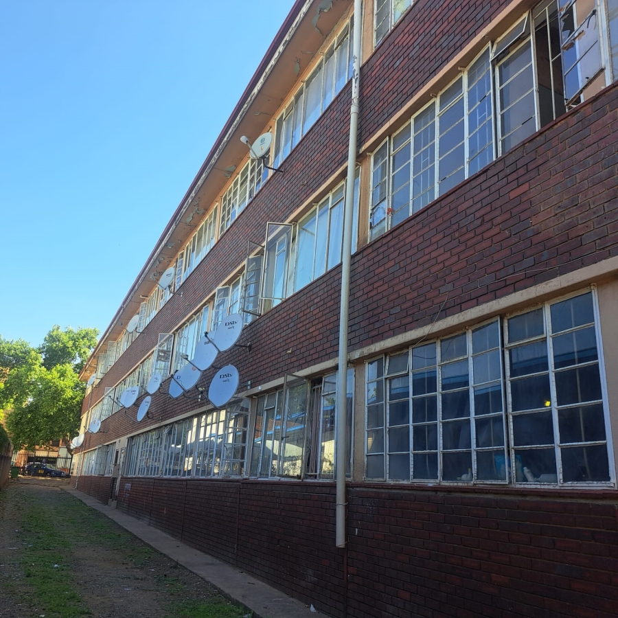 1 Bedroom Property for Sale in Pretoria Central Gauteng