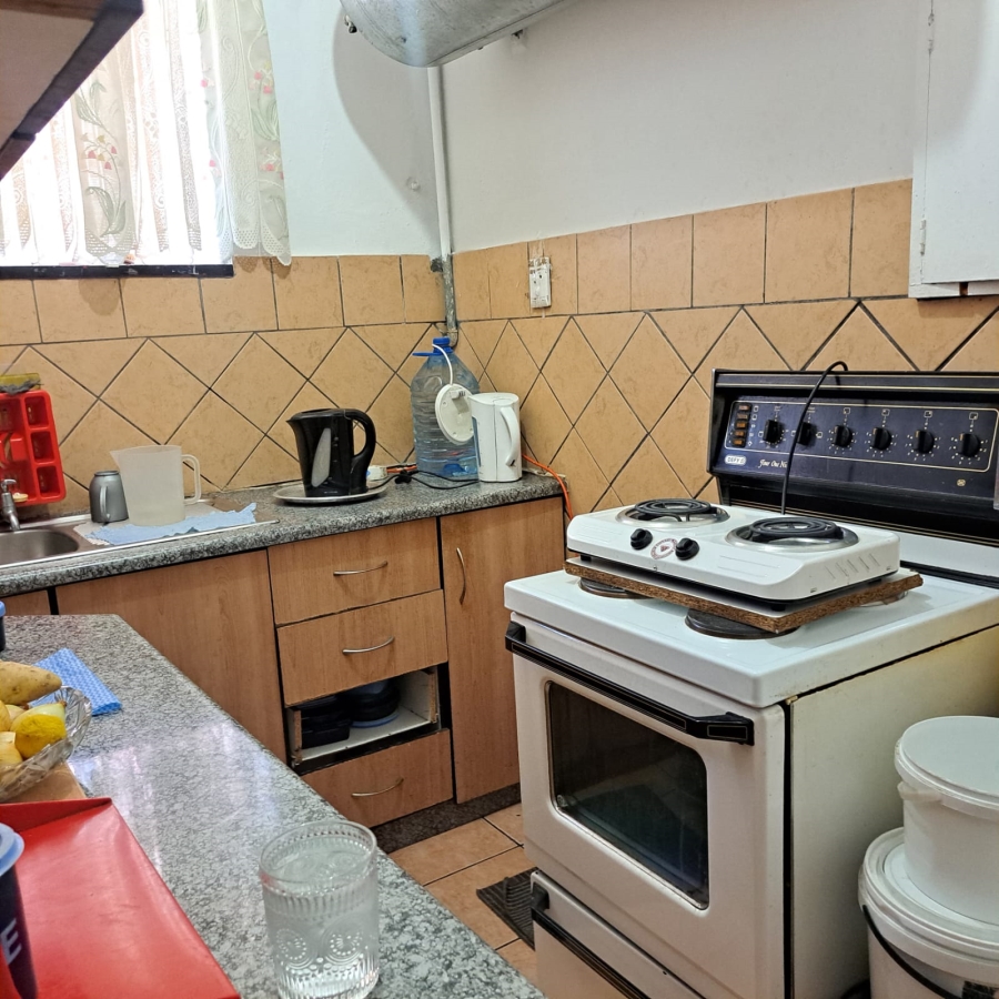 1 Bedroom Property for Sale in Pretoria Central Gauteng