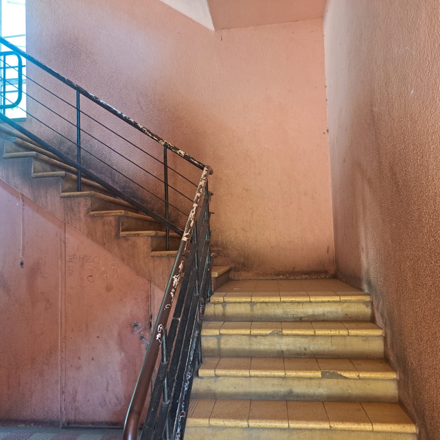 1 Bedroom Property for Sale in Pretoria Central Gauteng