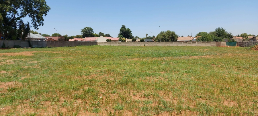 0 Bedroom Property for Sale in Crystal Park Gauteng