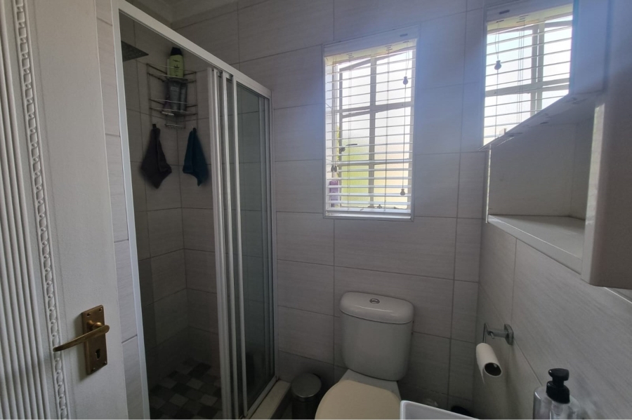 2 Bedroom Property for Sale in Beyers Park Gauteng