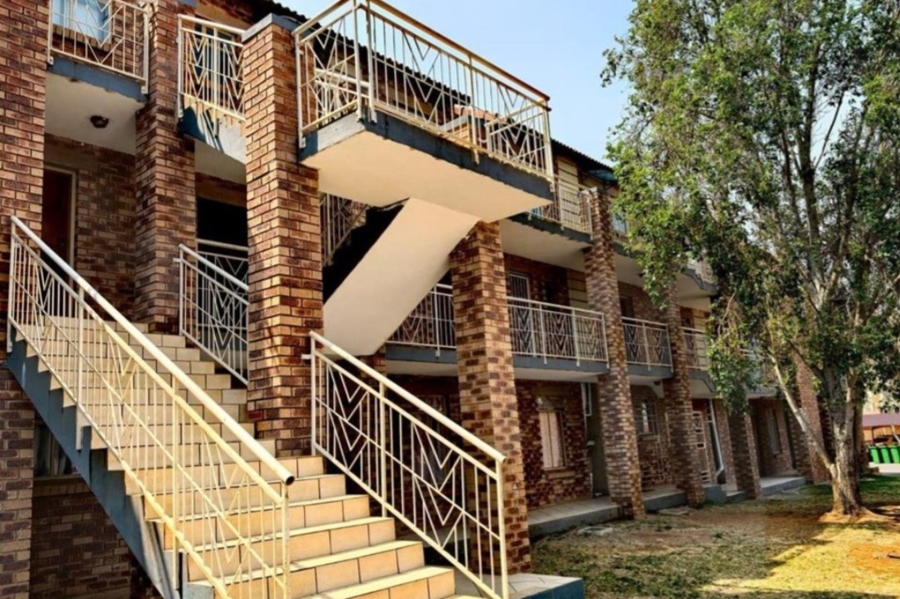 1 Bedroom Property for Sale in Karenpark Gauteng