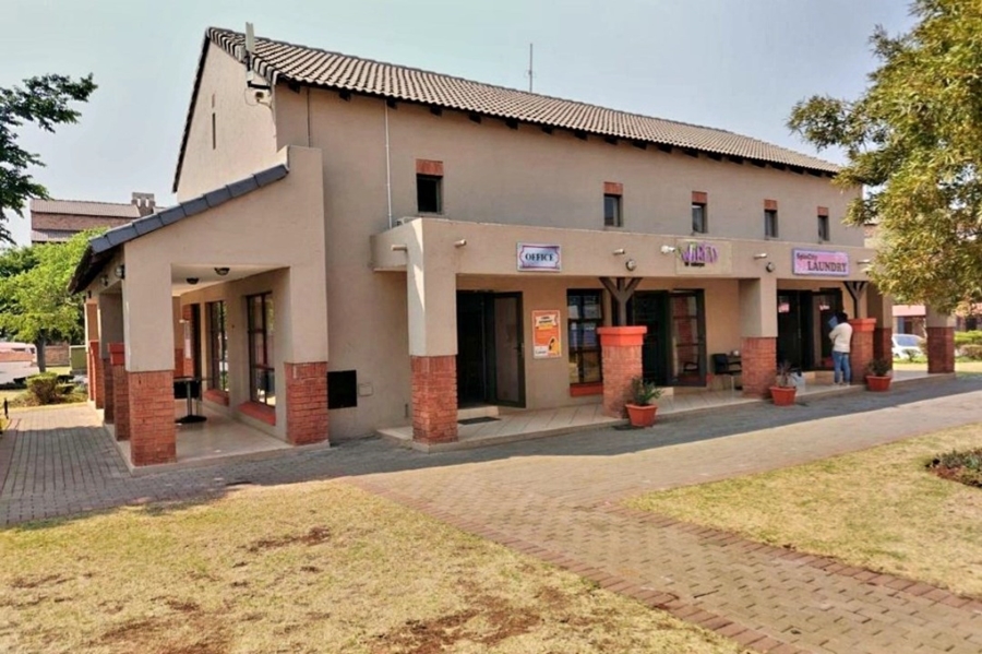 1 Bedroom Property for Sale in Karenpark Gauteng