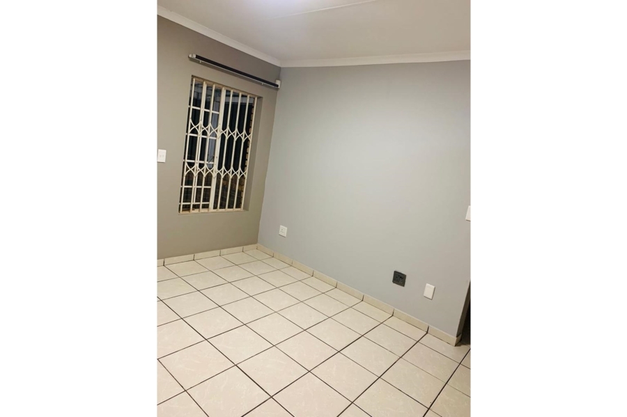 2 Bedroom Property for Sale in Clarina Gauteng