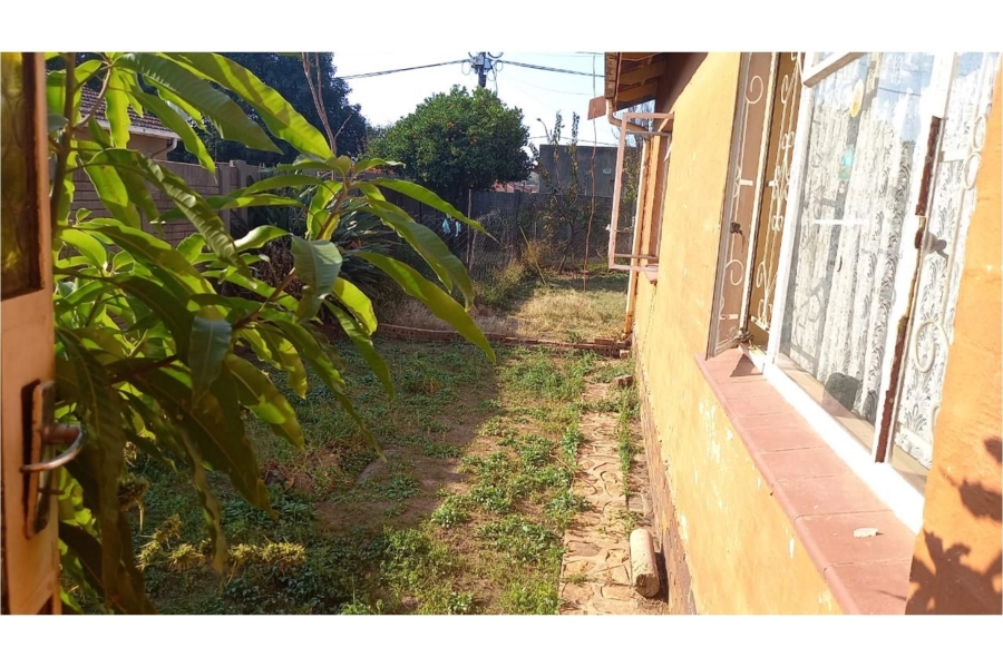 3 Bedroom Property for Sale in Bosmont Gauteng