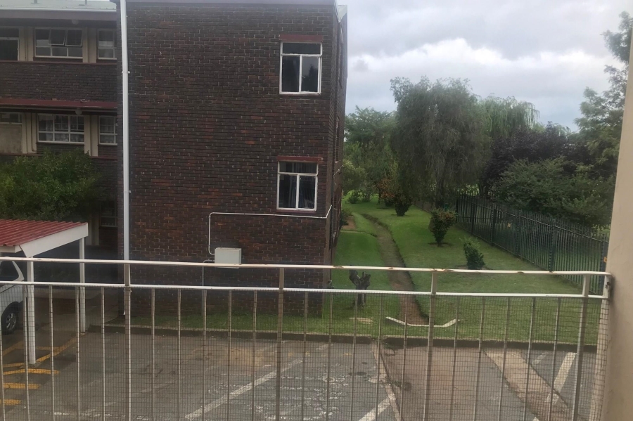 2 Bedroom Property for Sale in Impala Park Gauteng