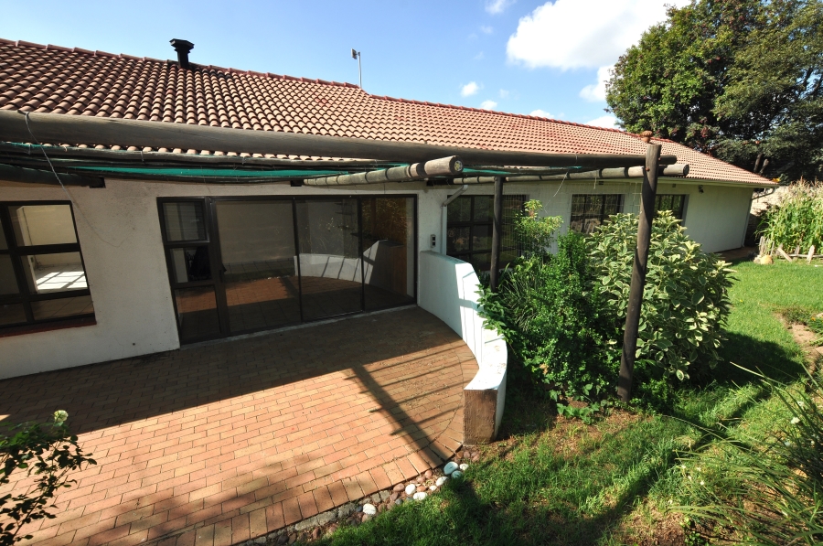 3 Bedroom Property for Sale in Vorna Valley Gauteng