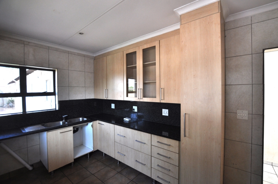 3 Bedroom Property for Sale in Vorna Valley Gauteng