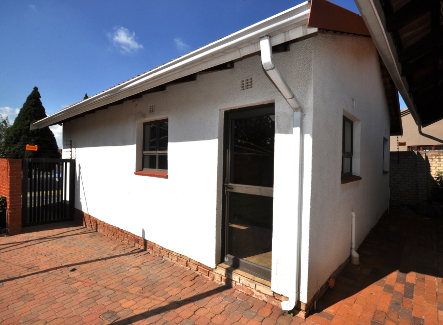 3 Bedroom Property for Sale in Vorna Valley Gauteng