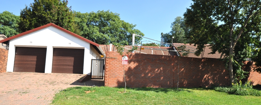 3 Bedroom Property for Sale in Vorna Valley Gauteng