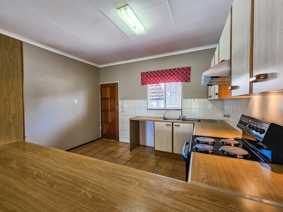 2 Bedroom Property for Sale in Garsfontein Gauteng