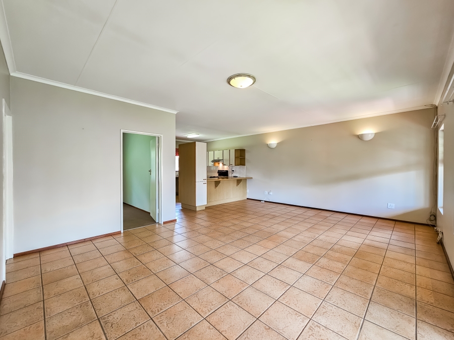 2 Bedroom Property for Sale in Garsfontein Gauteng