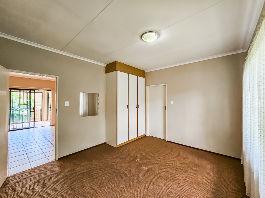 2 Bedroom Property for Sale in Garsfontein Gauteng