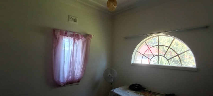 6 Bedroom Property for Sale in Selection Park Gauteng