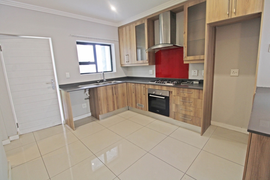 To Let 2 Bedroom Property for Rent in Bryanston Gauteng