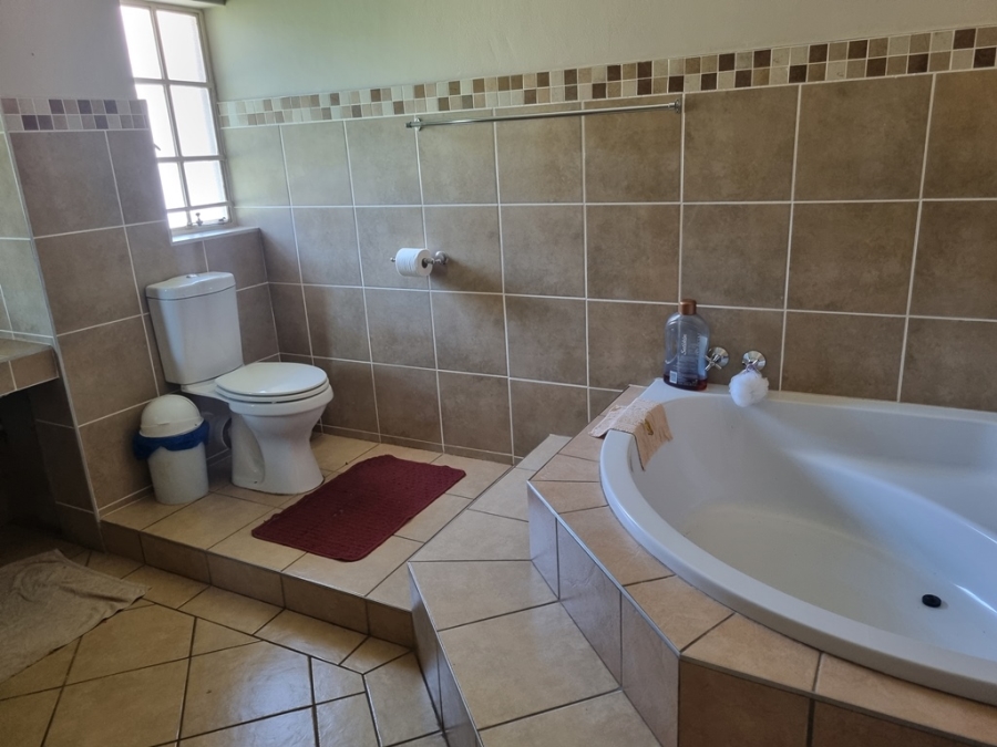 6 Bedroom Property for Sale in Winternest Gauteng