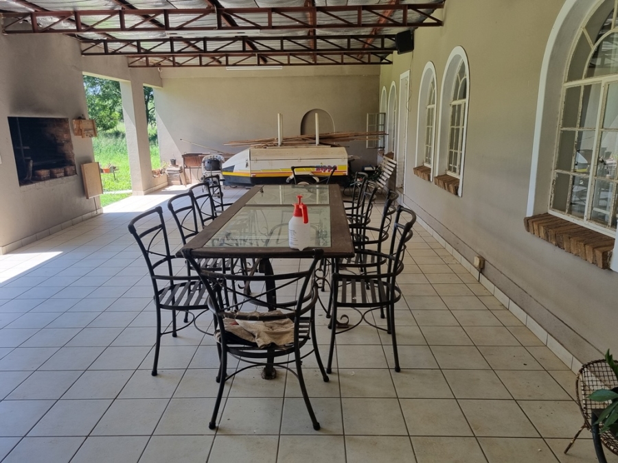 6 Bedroom Property for Sale in Winternest Gauteng