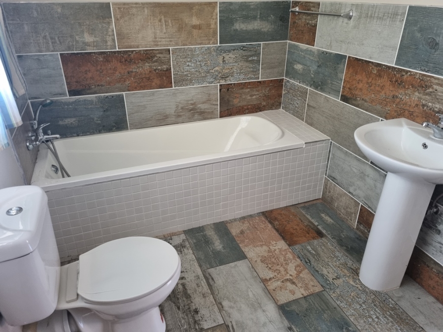 6 Bedroom Property for Sale in Winternest Gauteng