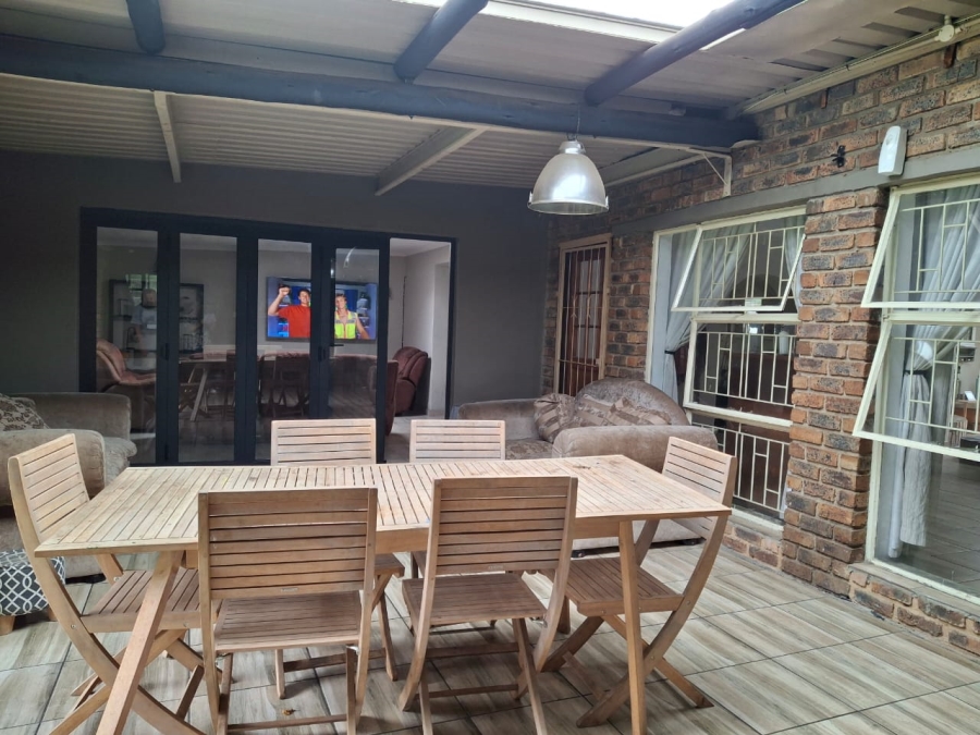 4 Bedroom Property for Sale in Dalpark Ext 1 Gauteng