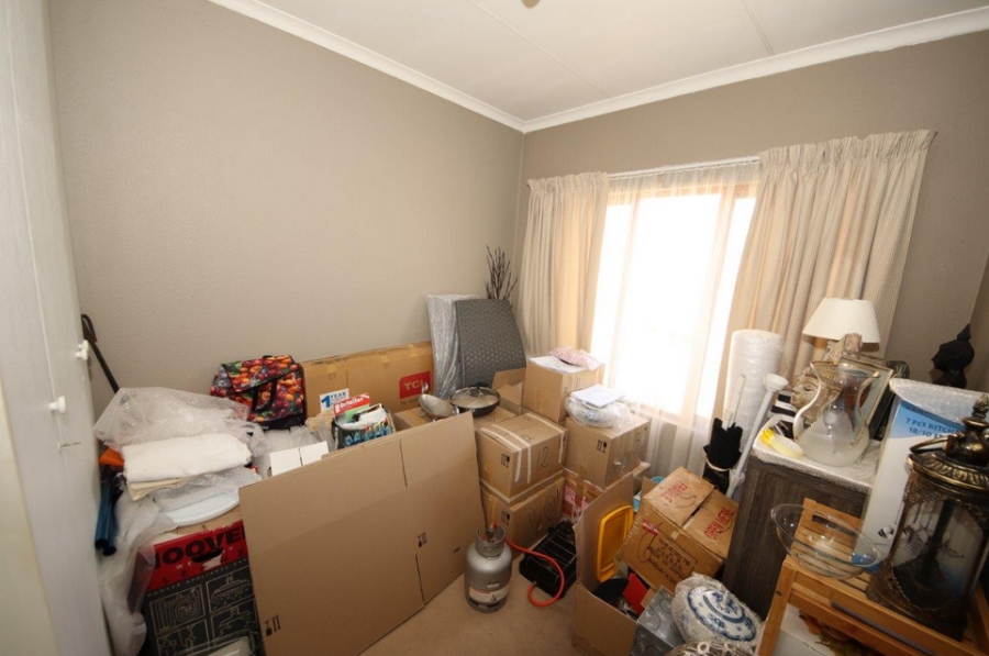 2 Bedroom Property for Sale in Dowerglen Ext 4 Gauteng
