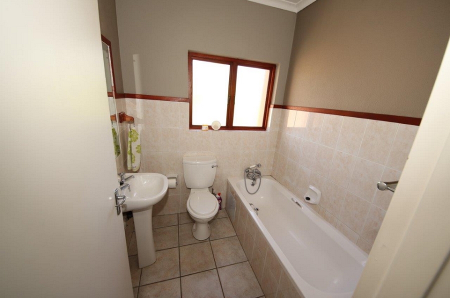 2 Bedroom Property for Sale in Dowerglen Ext 4 Gauteng
