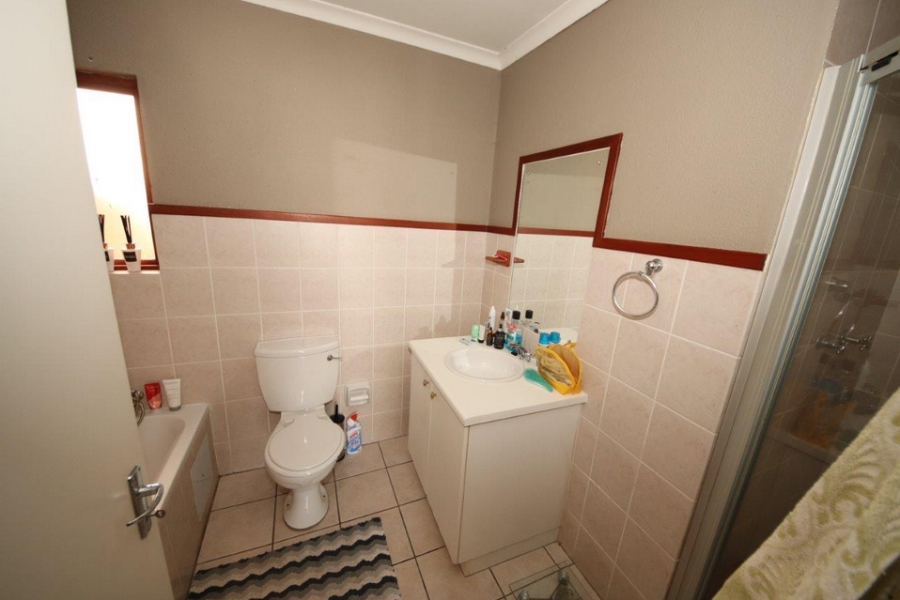 2 Bedroom Property for Sale in Dowerglen Ext 4 Gauteng