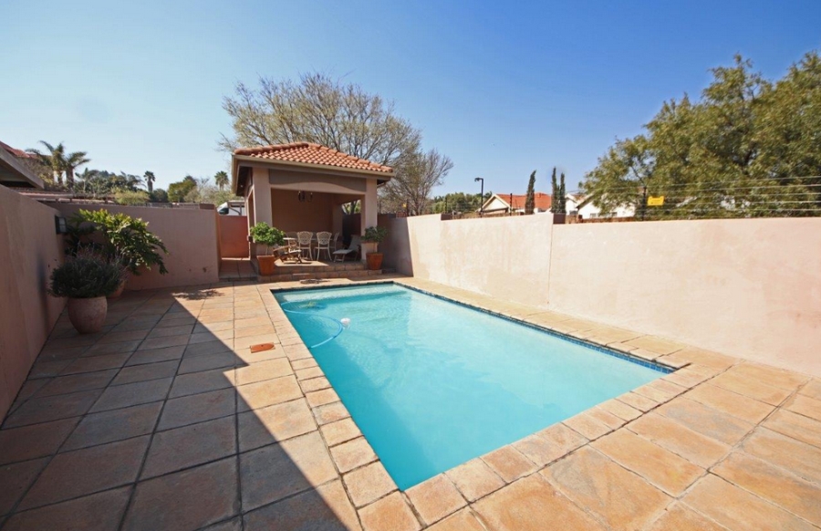 2 Bedroom Property for Sale in Dowerglen Ext 4 Gauteng
