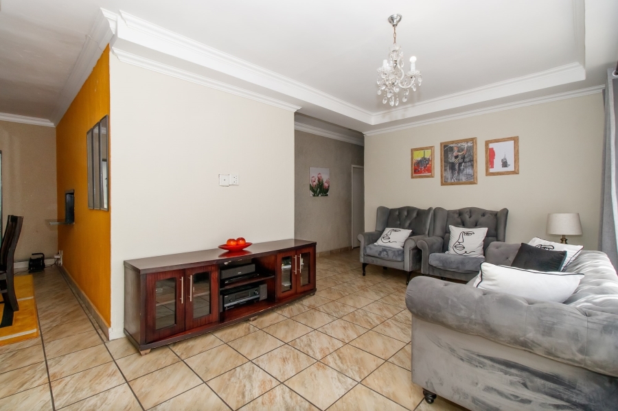 4 Bedroom Property for Sale in The Reeds Gauteng