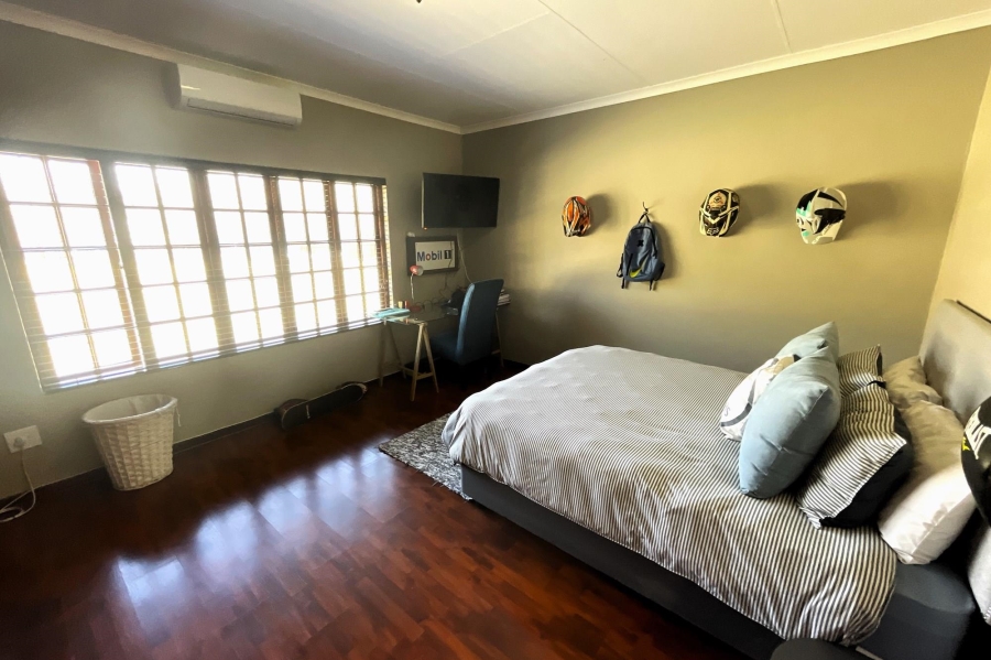 4 Bedroom Property for Sale in Henley on Klip Gauteng