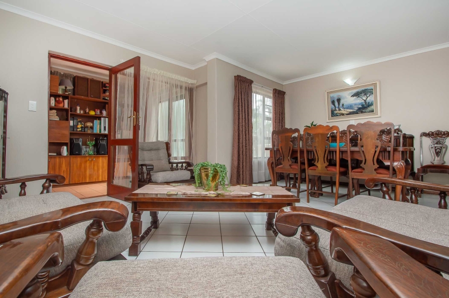 3 Bedroom Property for Sale in Helderkruin Gauteng