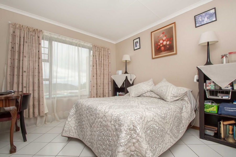 3 Bedroom Property for Sale in Helderkruin Gauteng