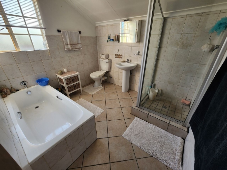 4 Bedroom Property for Sale in Eveleigh Gauteng