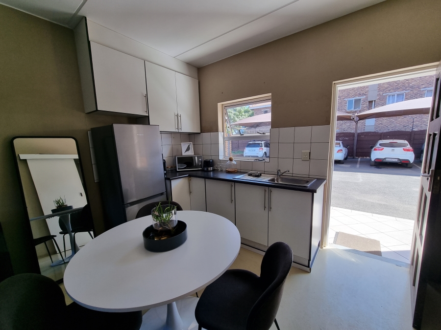 1 Bedroom Property for Sale in Kempton Park Central Gauteng