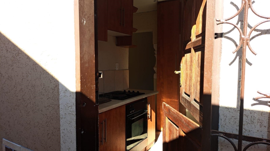 2 Bedroom Property for Sale in Lebanon Gauteng