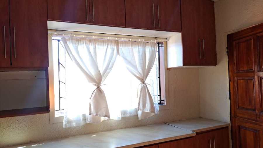 2 Bedroom Property for Sale in Lebanon Gauteng