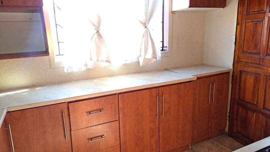 2 Bedroom Property for Sale in Lebanon Gauteng