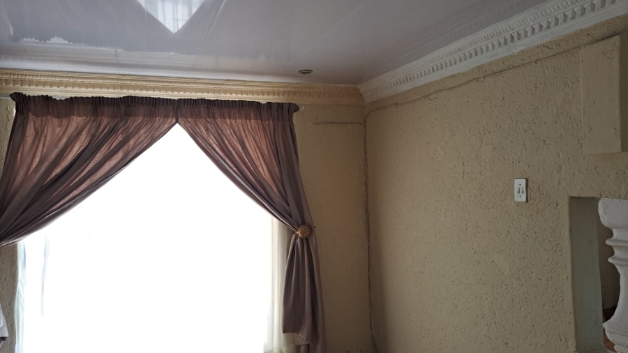 2 Bedroom Property for Sale in Lebanon Gauteng