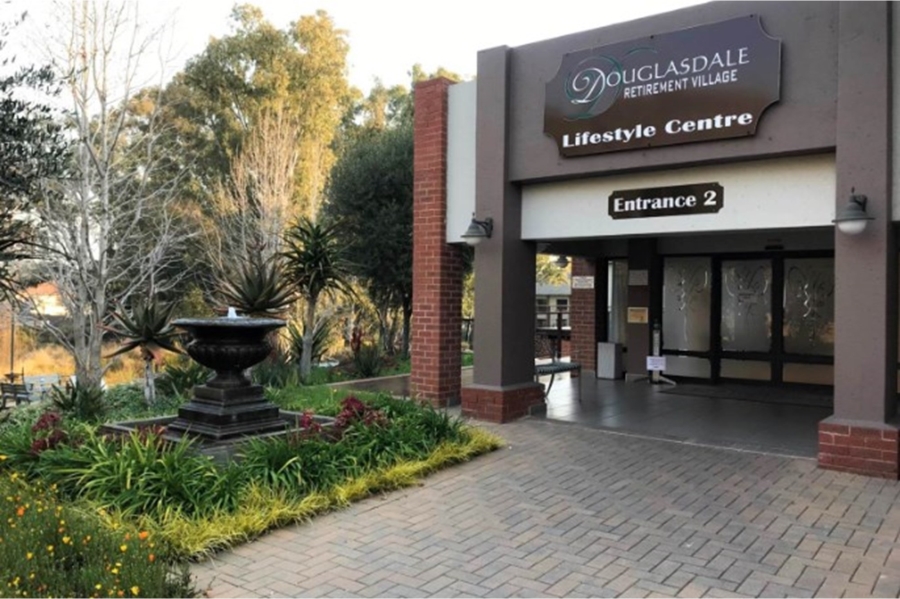 1 Bedroom Property for Sale in Douglasdale Gauteng