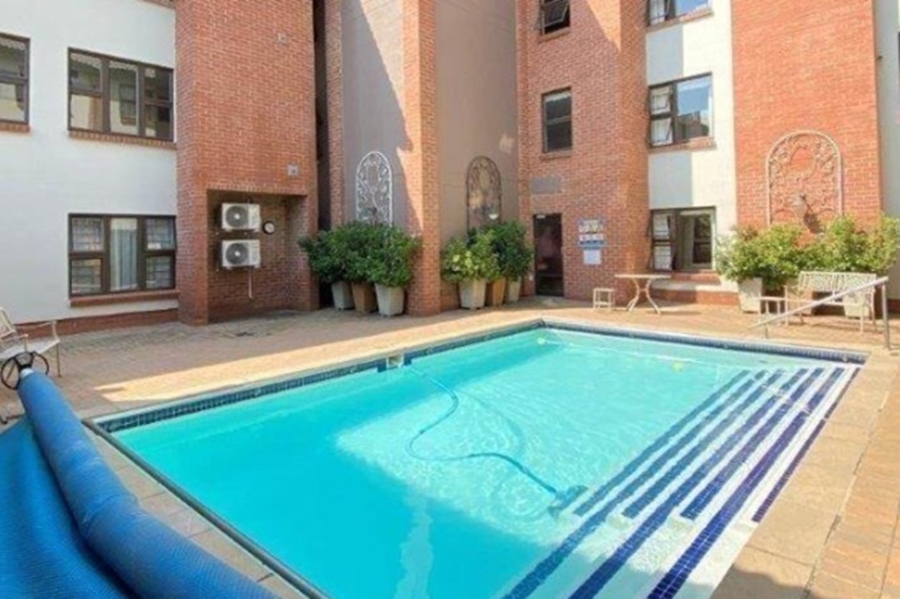 1 Bedroom Property for Sale in Douglasdale Gauteng