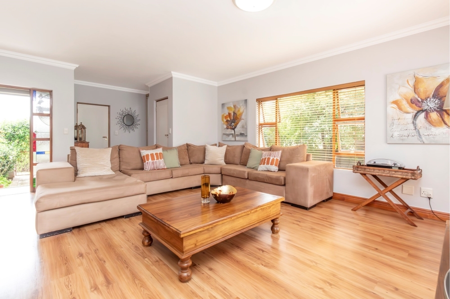 3 Bedroom Property for Sale in Maroeladal Gauteng
