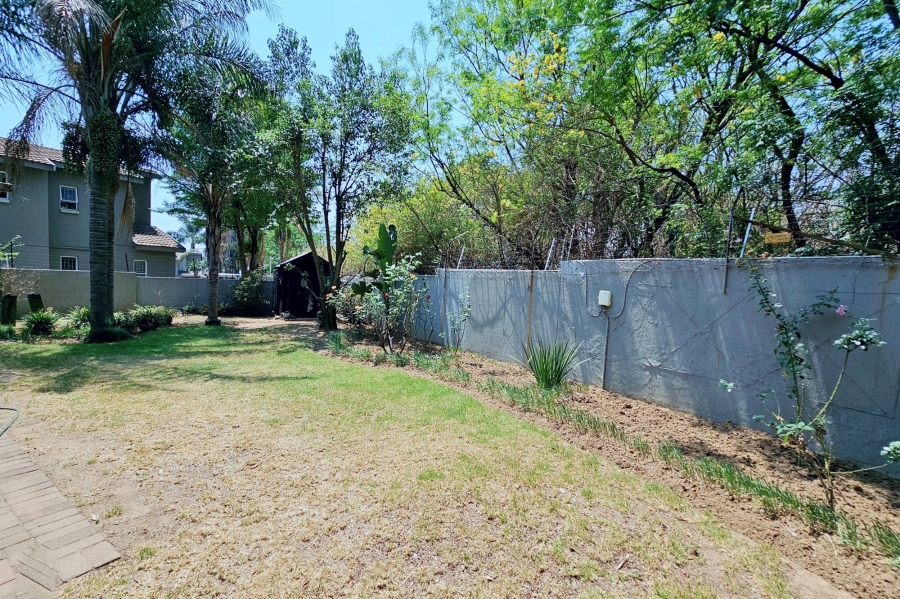 2 Bedroom Property for Sale in North Riding Gauteng