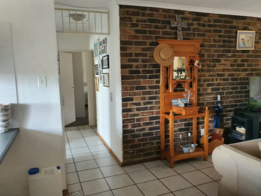 3 Bedroom Property for Sale in Noordheuwel Gauteng