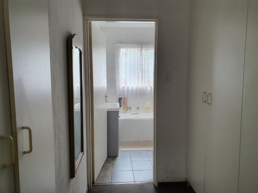 3 Bedroom Property for Sale in Noordheuwel Gauteng