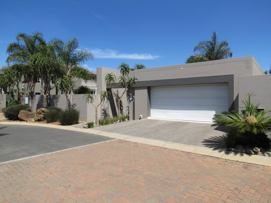 3 Bedroom Property for Sale in Greenstone Hill Gauteng