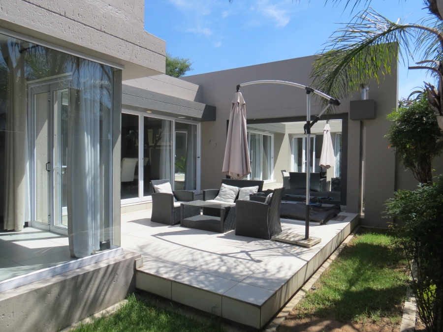 3 Bedroom Property for Sale in Greenstone Hill Gauteng