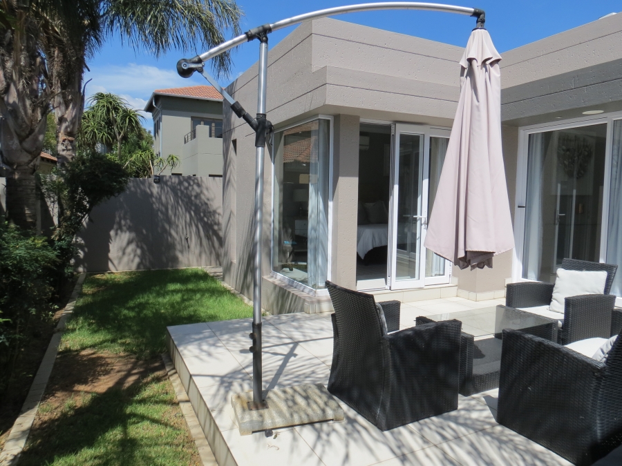 3 Bedroom Property for Sale in Greenstone Hill Gauteng