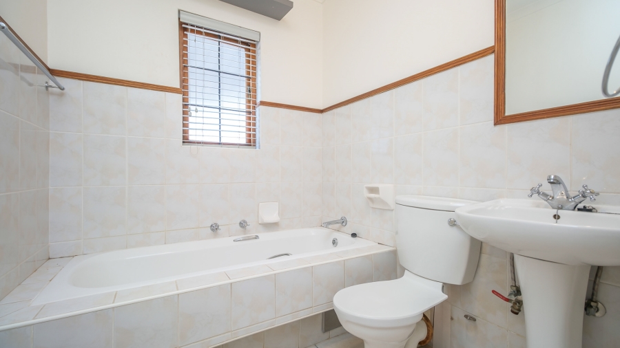 2 Bedroom Property for Sale in Lyme Park Gauteng