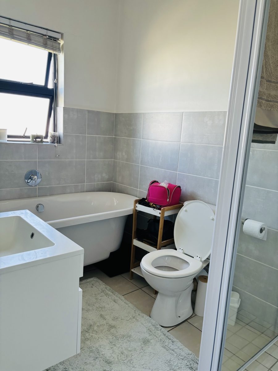 3 Bedroom Property for Sale in Thatchfield Ridge Gauteng