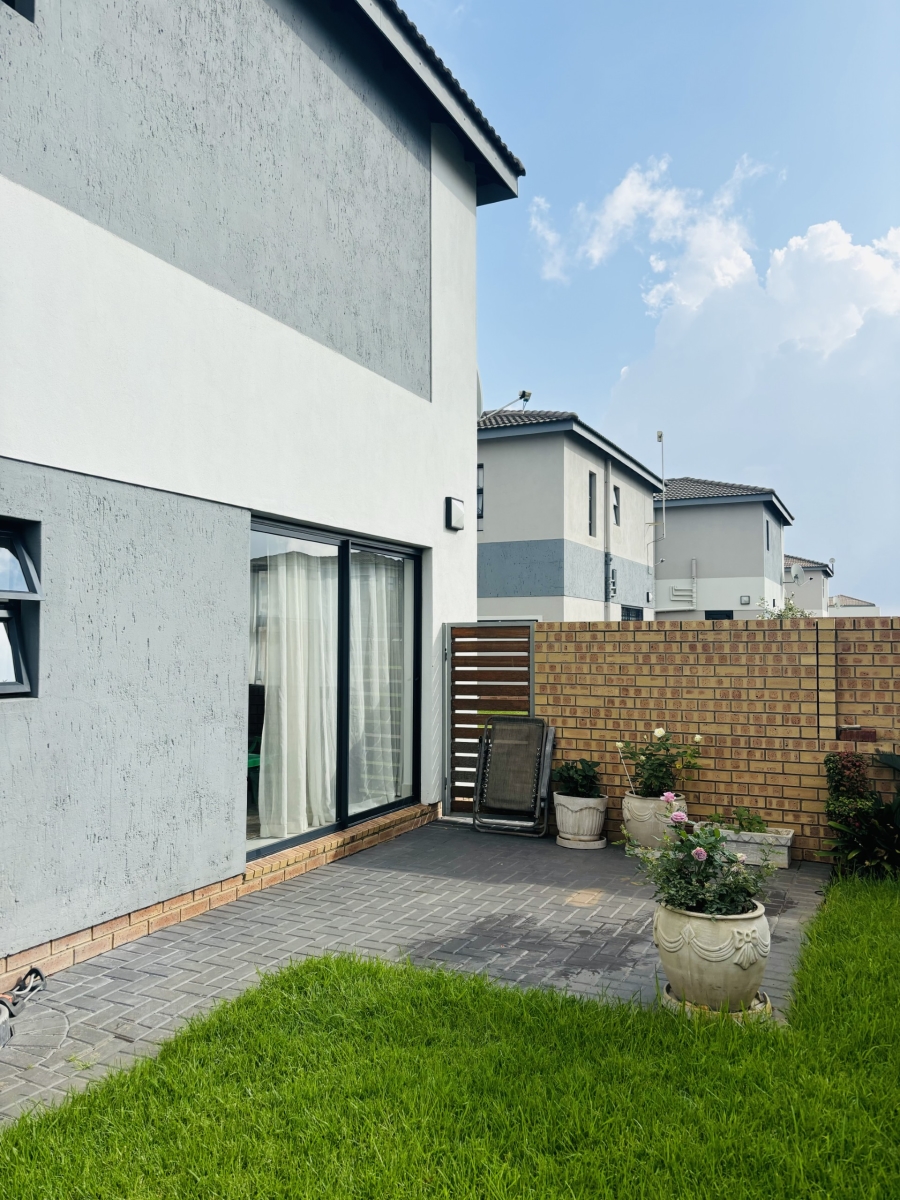 3 Bedroom Property for Sale in Thatchfield Ridge Gauteng