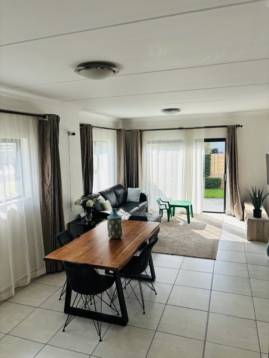 3 Bedroom Property for Sale in Thatchfield Ridge Gauteng